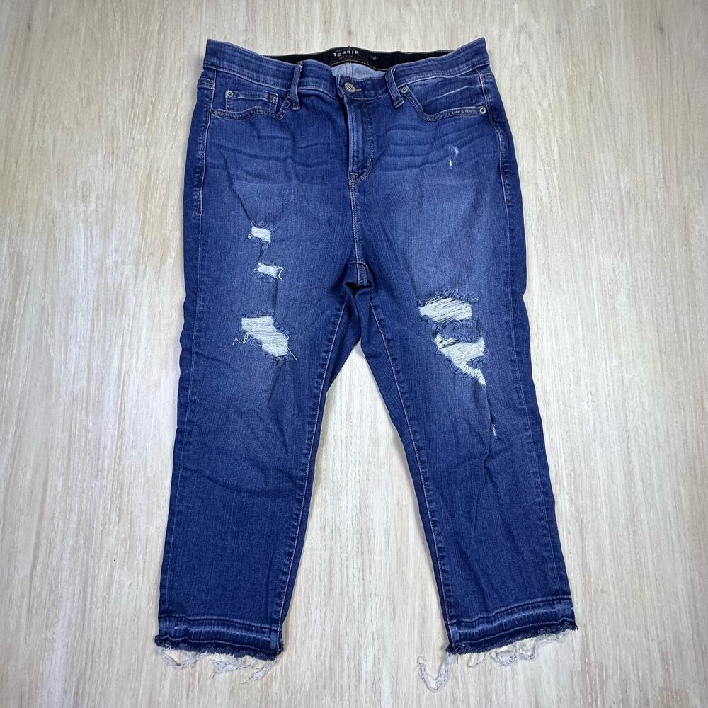 Torrid Sky High Skinny Crop Blue Distressed Fray Ankle Casual Denim Jeans 18